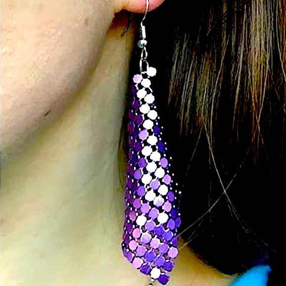 Purple and silver Sequin Dangle Earrings NWT - Picture 4 of 4